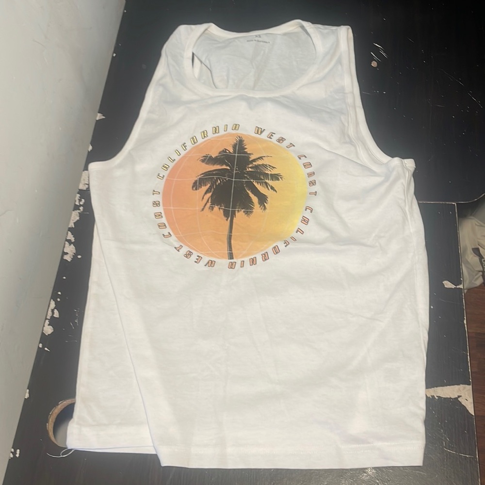 Aeropostale tank top size small